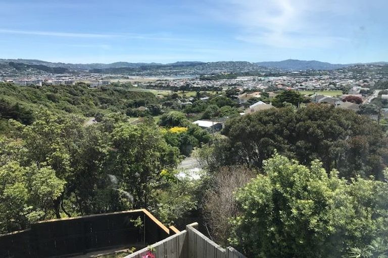 Photo of property in 3c Sidlaw Street, Strathmore Park, Wellington, 6022