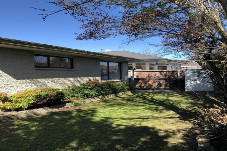 Photo of property in 1/107 Main North Road, Papanui, Christchurch, 8052