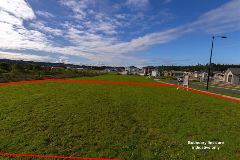 Photo of property in 42 Jane Maree Road, Kumeu, 0810