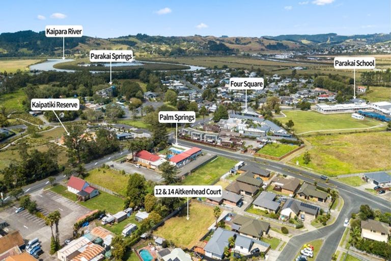 Photo of property in 14 Aitkenhead Court, Parakai, 0830