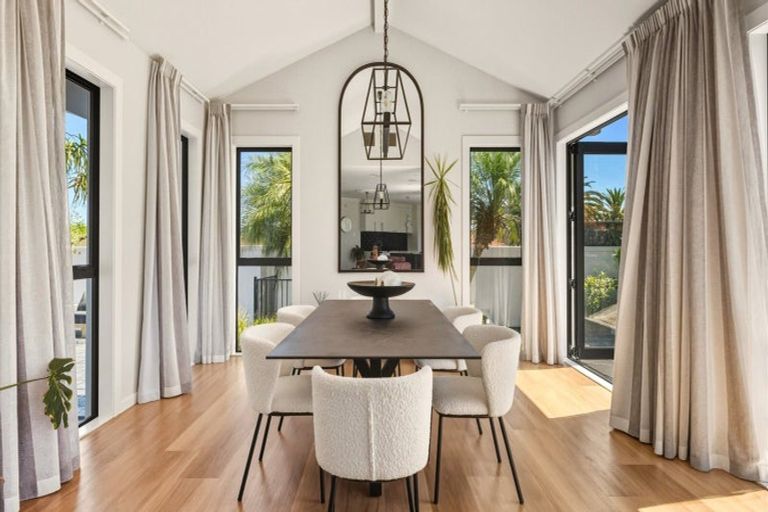 Photo of property in 15 Saint Clair Place, Papamoa Beach, Papamoa, 3118