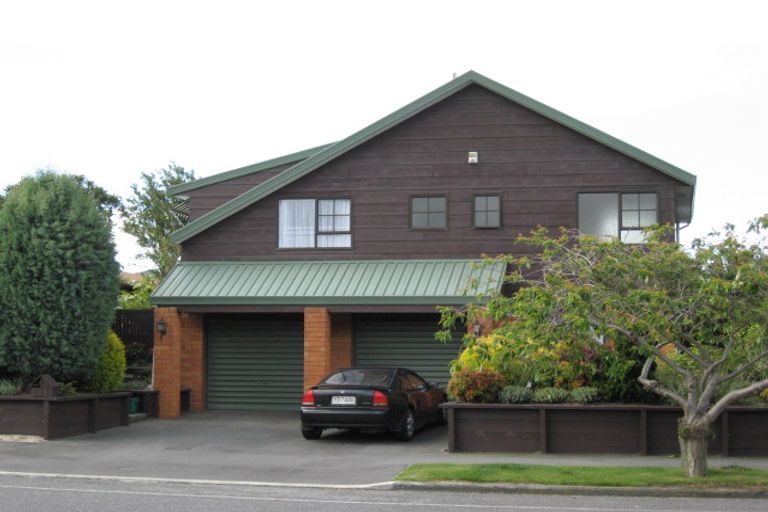 Photo of property in 210 Maidstone Road, Avonhead, Christchurch, 8042