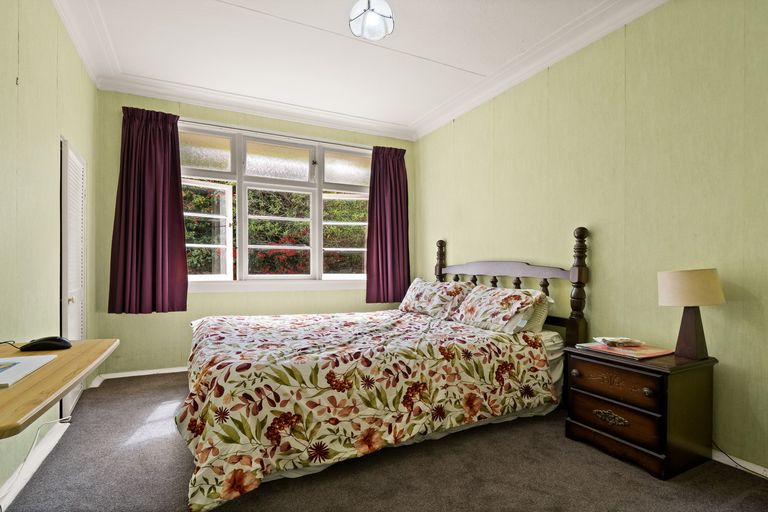 Photo of property in 106 Helensburgh Road, Halfway Bush, Dunedin, 9010