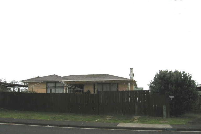 Photo of property in 5 Levesque Street, Birkdale, Auckland, 0626