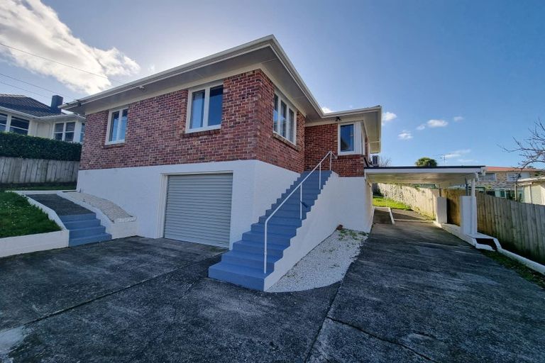 Photo of property in 11 Orchard Rise, Rosehill, Papakura, 2113