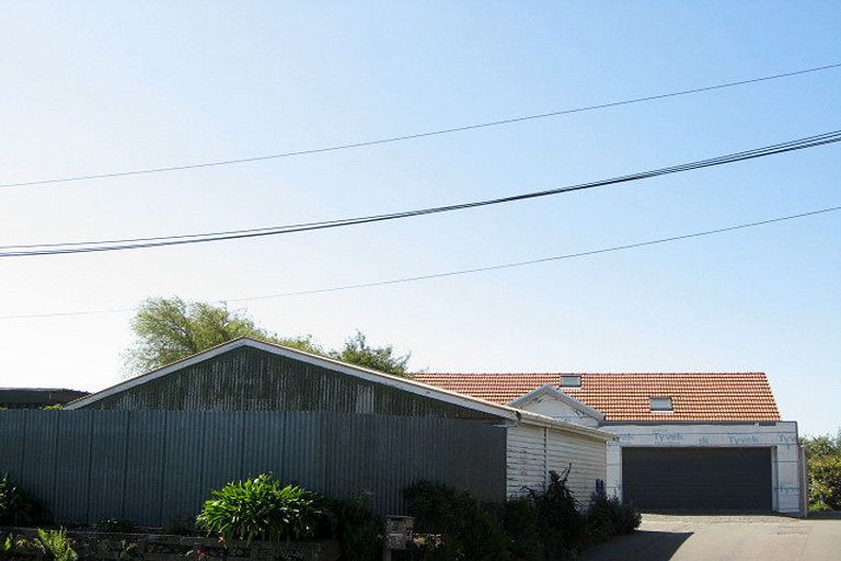 Photo of property in 3 Cunliffe Road, Redwood, Christchurch, 8051