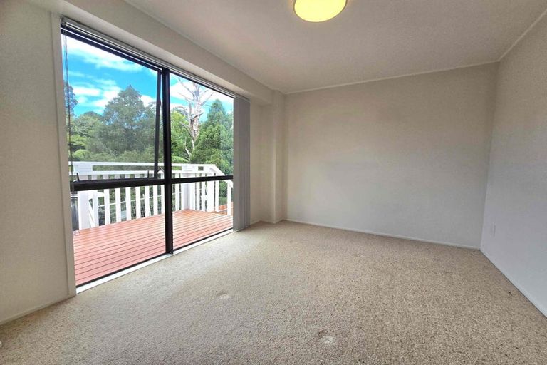 Photo of property in 33 Alidade Place, Massey, Auckland, 0614