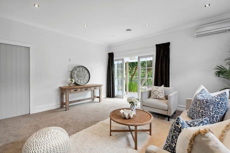 Photo of property in 41 Cluny Road, Plimmerton, Porirua, 5026