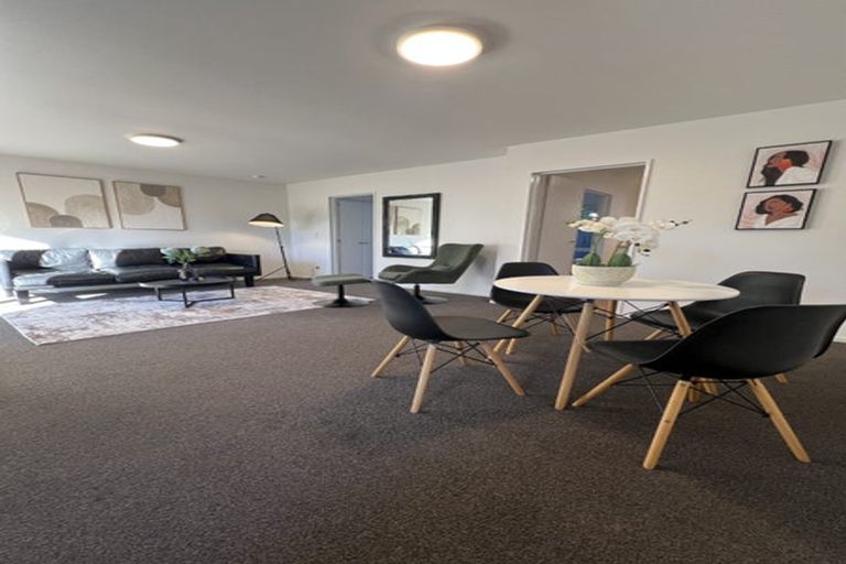 Photo of property in 5/270 Kilmore Street, Christchurch Central, Christchurch, 8011