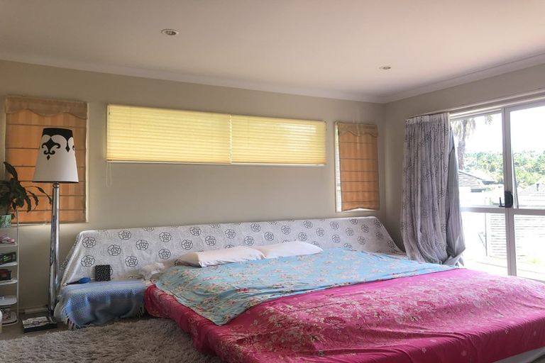 Photo of property in 46 Kate Sheppard Avenue, Torbay, Auckland, 0630