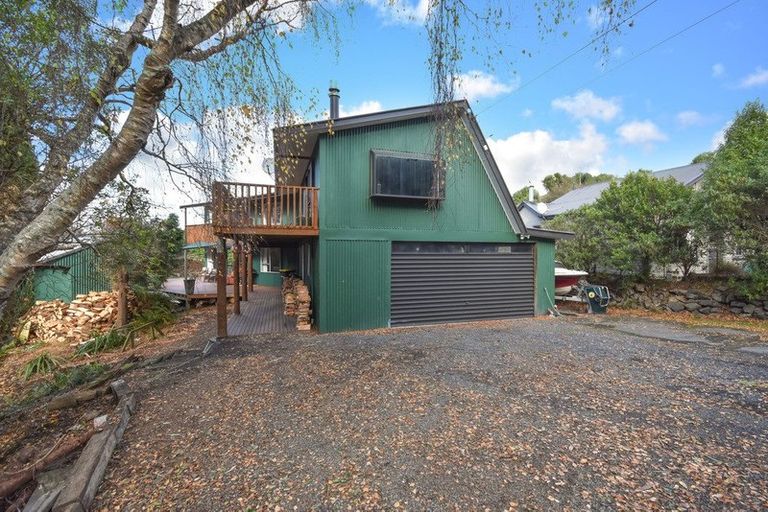 Photo of property in 20 Ellesmere Street, Ravensbourne, Dunedin, 9022