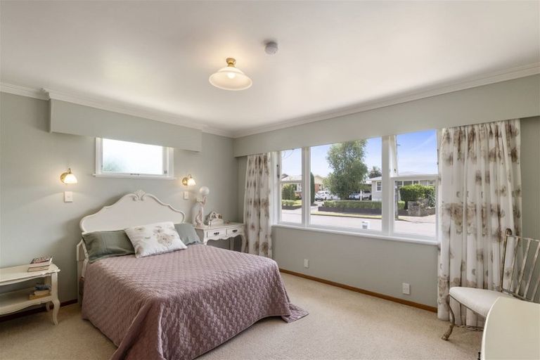 Photo of property in 26 Highbury Drive, Levin, 5510