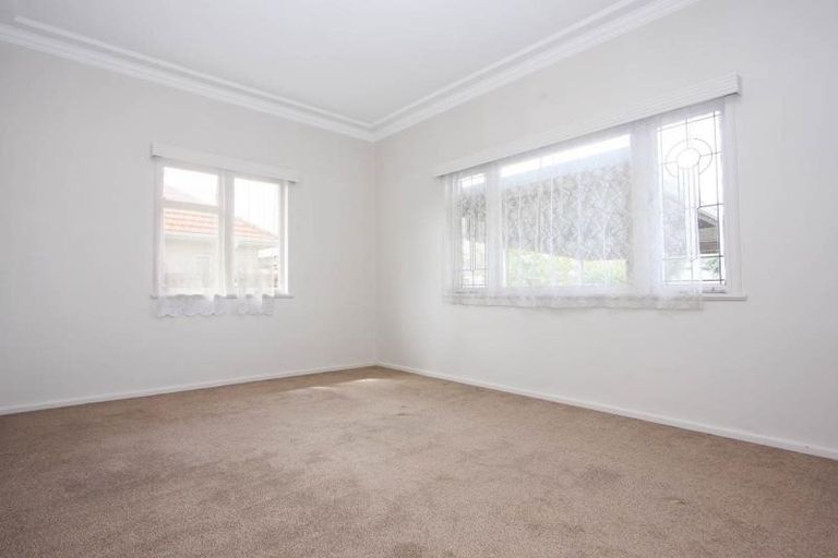Photo of property in 26 Omagh Avenue, Papatoetoe, Auckland, 2025