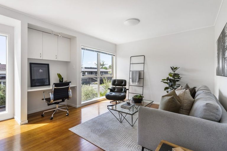 Photo of property in 21 St Ives Terrace, Mairangi Bay, Auckland, 0630