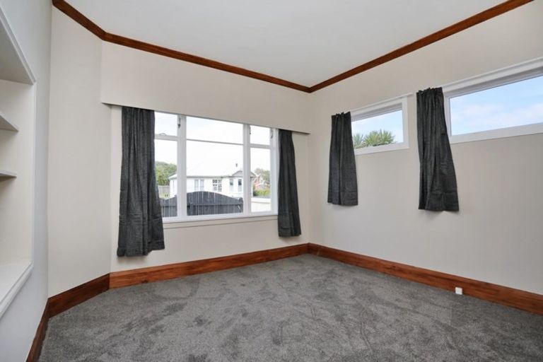 Photo of property in 32 Collingwood Street, Strathern, Invercargill, 9812
