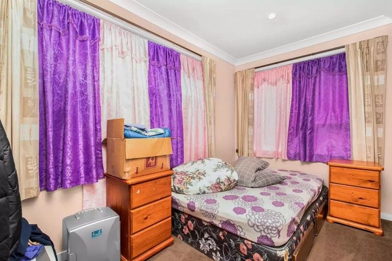 Photo of property in 3 Albertson Place, Manurewa, Auckland, 2102