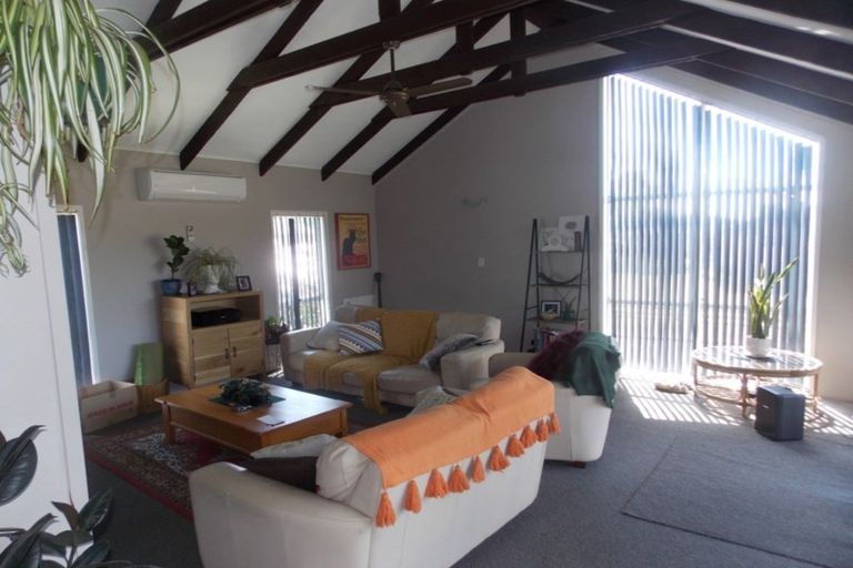 Photo of property in 2 Hinau Street, Pukehangi, Rotorua, 3015