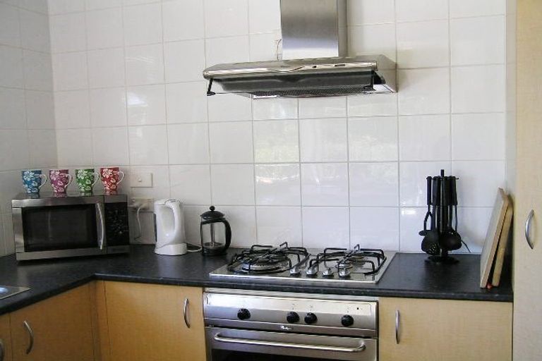 Photo of property in 66 Barrett Street, Westown, New Plymouth, 4310