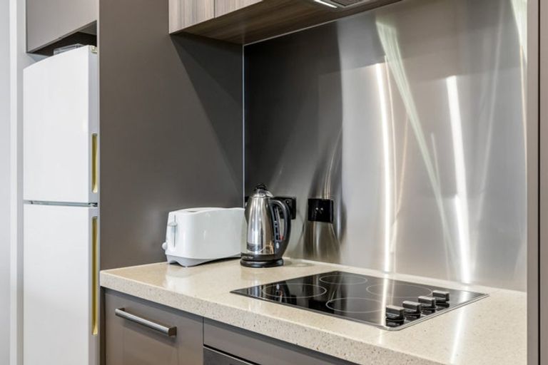 Photo of property in 415/11 Tamariki Avenue, Kelston, Auckland, 0602