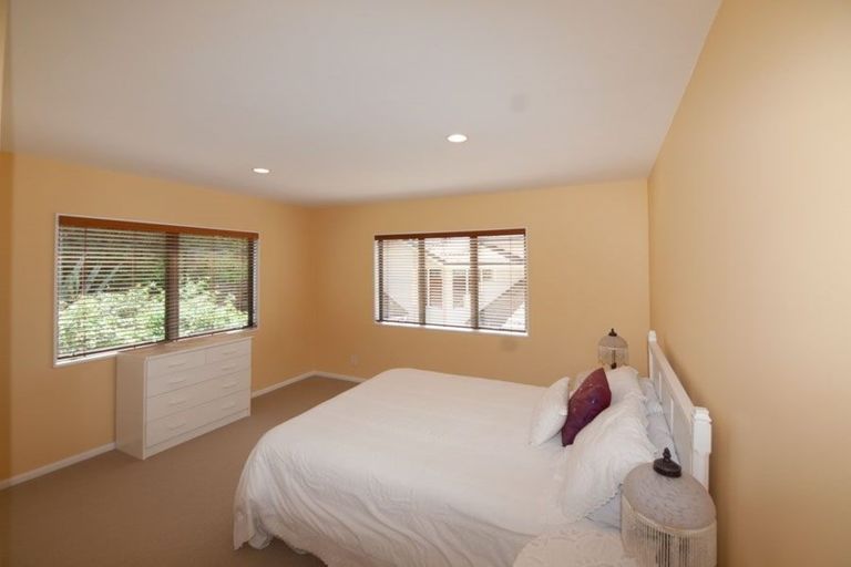 Photo of property in 37b Waverton Terrace, Churton Park, Wellington, 6037