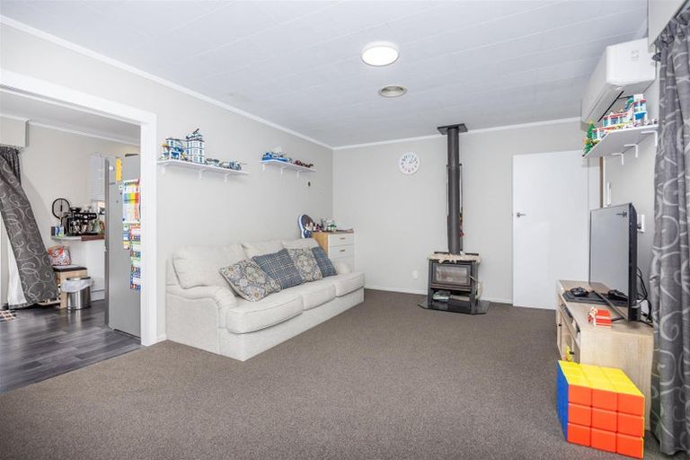 Photo of property in 16 Caernarvon Street, Dinsdale, Hamilton, 3204