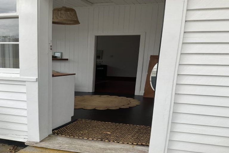 Photo of property in 28 Cook Flat Road, Fox Glacier, 7886