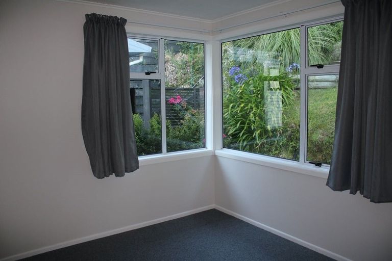 Photo of property in 34 Arapiko Street, Johnsonville, Wellington, 6037