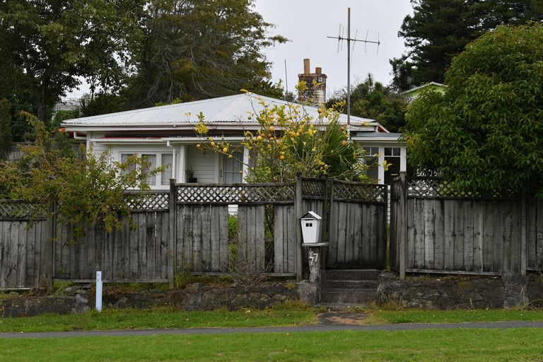 Photo of property in 77 Rodney Street, Wellsford, 0900