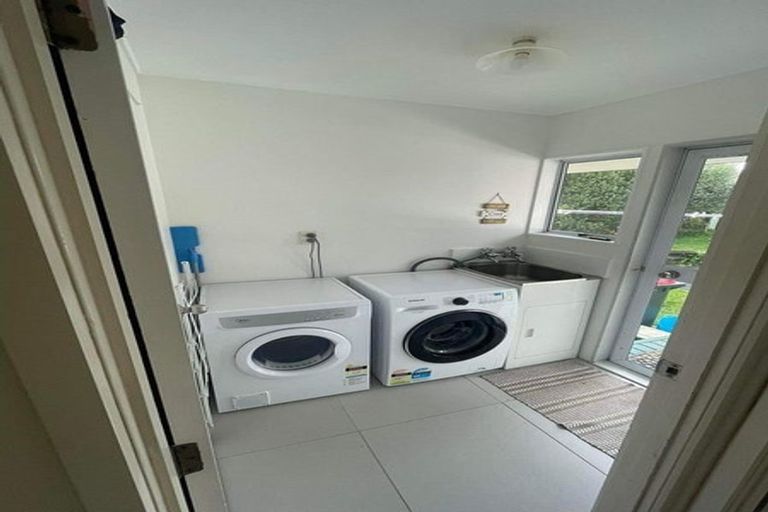 Photo of property in 1/7 Olympic Place, Papakura, 2110