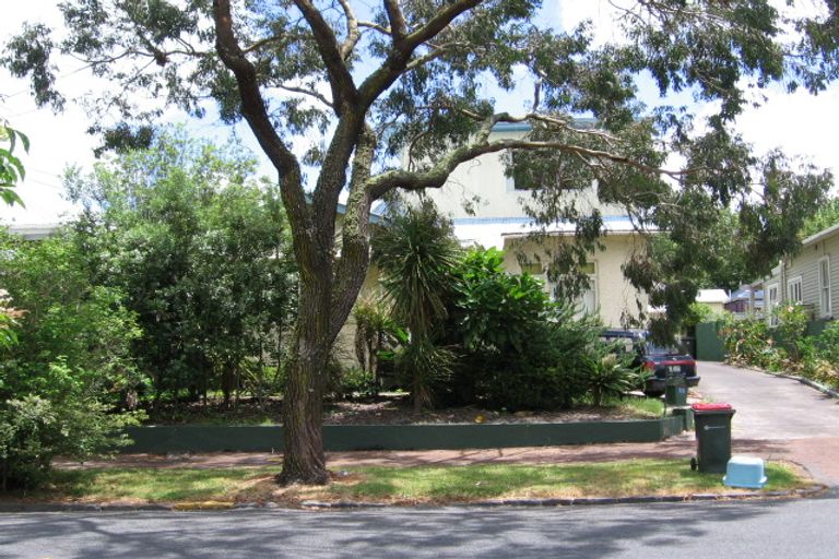 Photo of property in 13 Wilton Street, Grey Lynn, Auckland, 1021