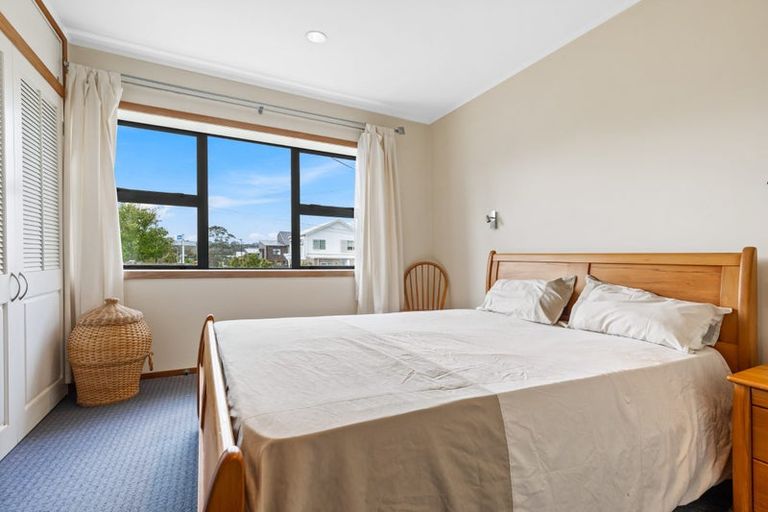 Photo of property in 344 Glengarry Road, Glen Eden, Auckland, 0602