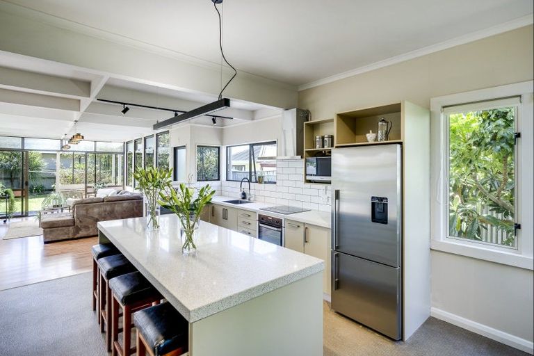 Photo of property in 42 Peddie Street, Taradale, Napier, 4112