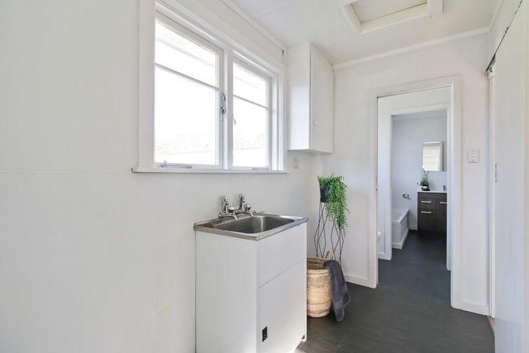 Photo of property in 66 Ferguson Street, Awapuni, Palmerston North, 4412