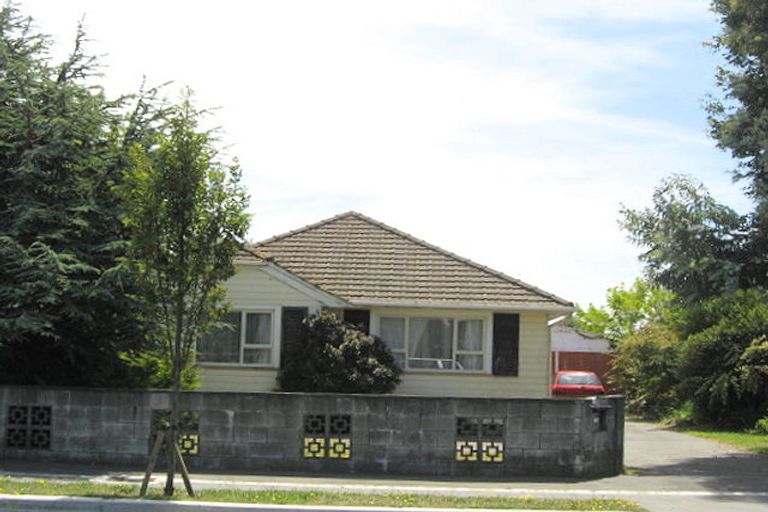 Photo of property in 149 Wainoni Road, Avondale, Christchurch, 8061