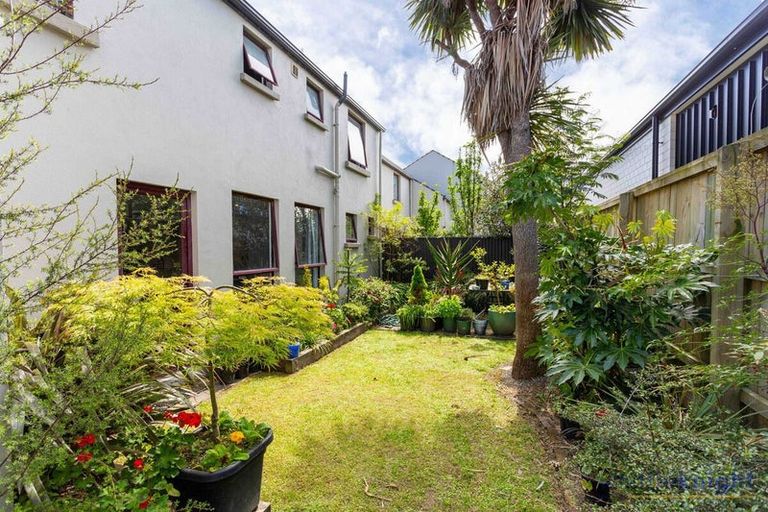 Photo of property in 3/16 Derby Street, St Albans, Christchurch, 8014