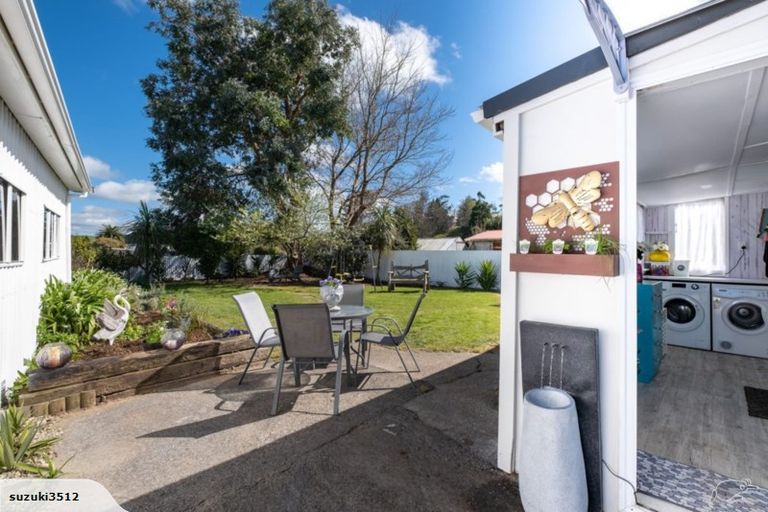 Photo of property in 3 Preston Street, Eltham, 4322