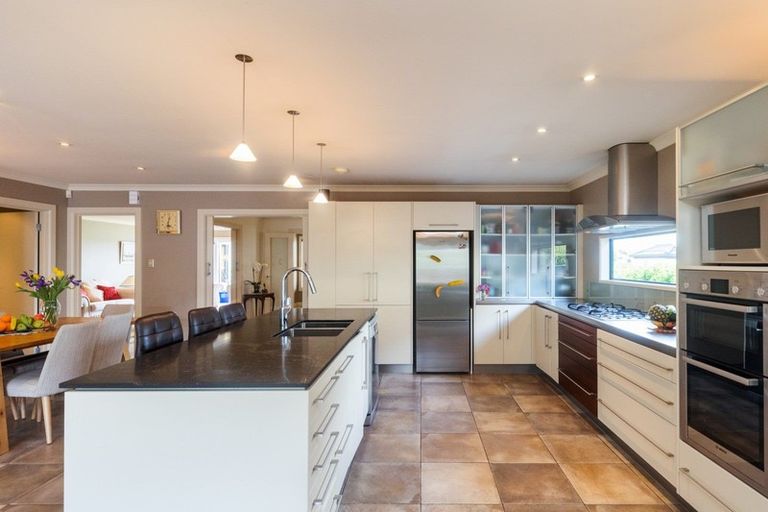 Photo of property in 42 Lincoln Terrace, Hokowhitu, Palmerston North, 4410