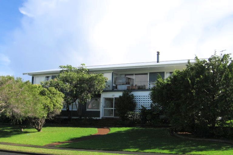 Photo of property in 119 Clovelly Road, Bucklands Beach, Auckland, 2012