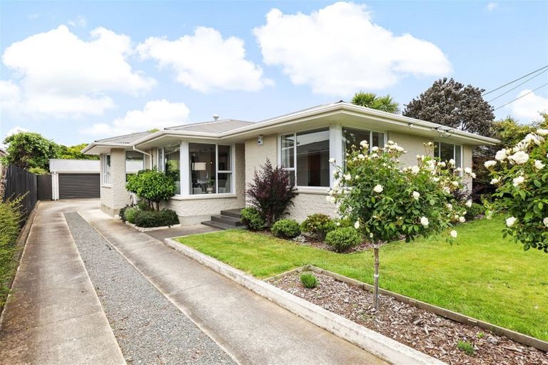 Photo of property in 4 Shaftesbury Street, Avonhead, Christchurch, 8042