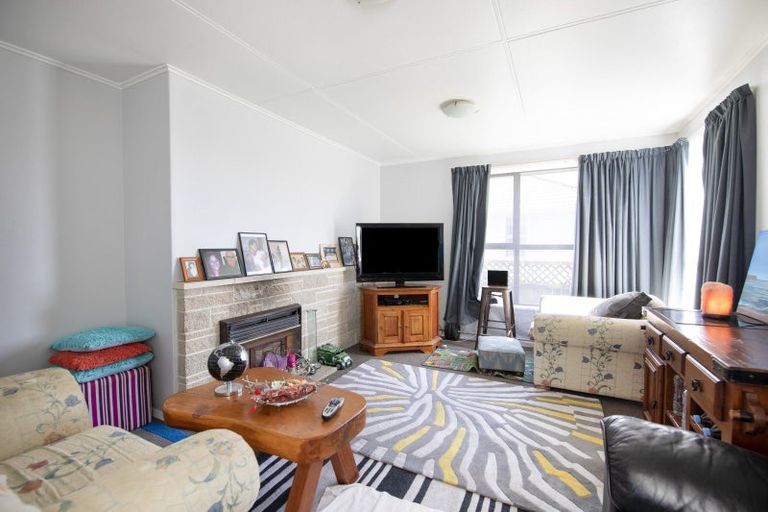 Photo of property in 12 Mclaren Crescent, Onekawa, Napier, 4110