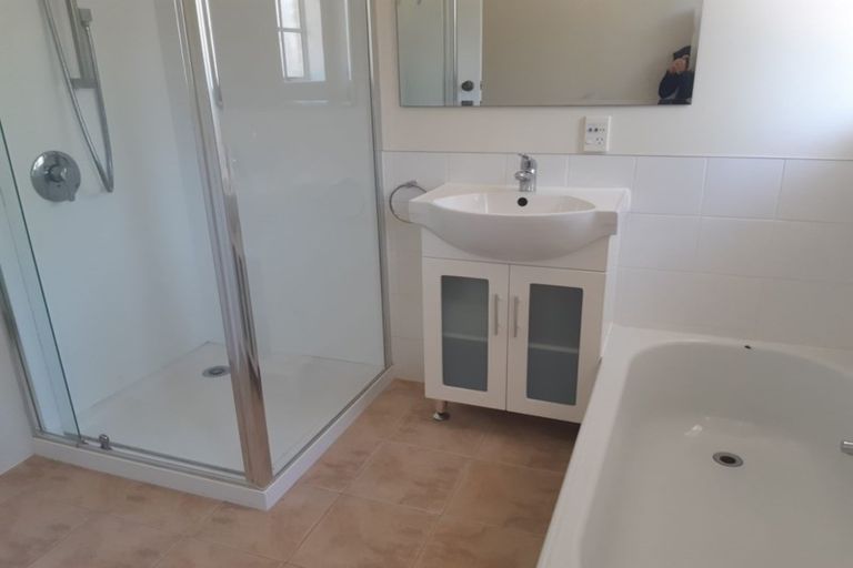 Photo of property in 14 Papawai Road, Greytown, 5712