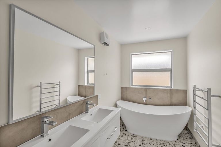 Photo of property in 56 Ashbury Drive, Tinwald, 7774