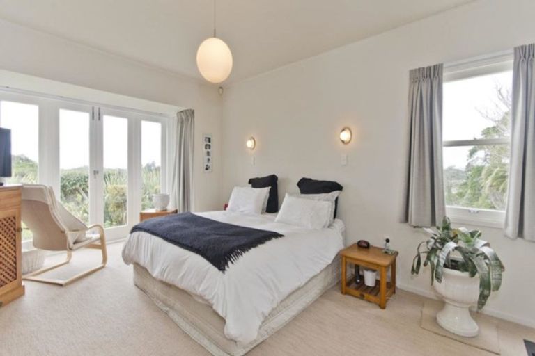 Photo of property in 246 Lonely Track Road, Dairy Flat, 0632