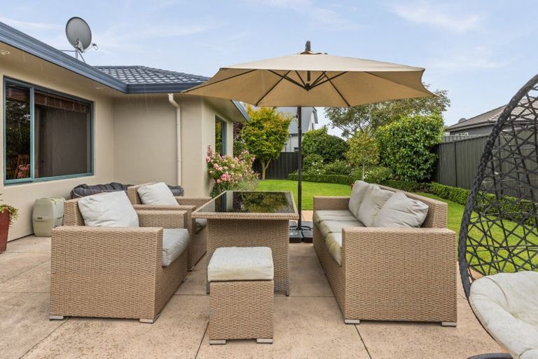 Photo of property in 53 Russell Robertson Drive, Havelock North, 4130