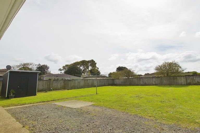 Photo of property in 57 Chingford Close, Mangere, Auckland, 2022