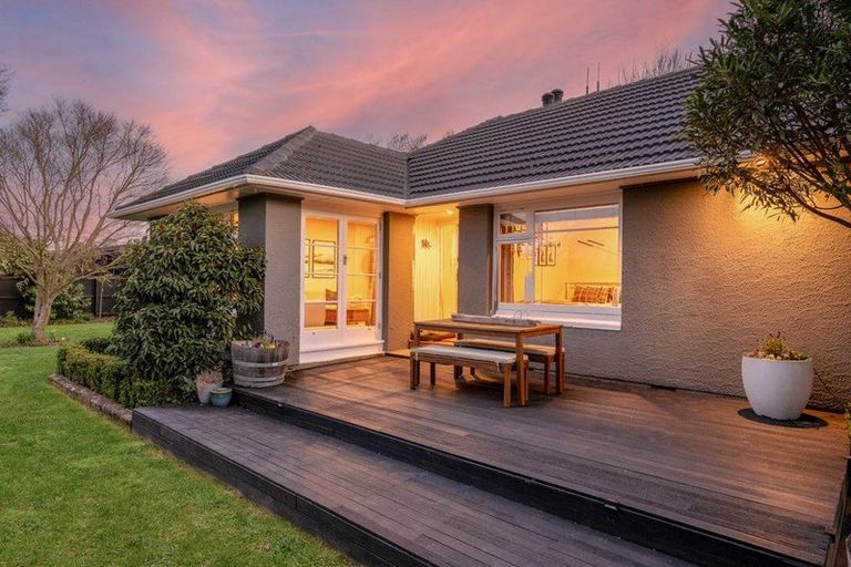 Photo of property in 202 Condell Avenue, Papanui, Christchurch, 8053