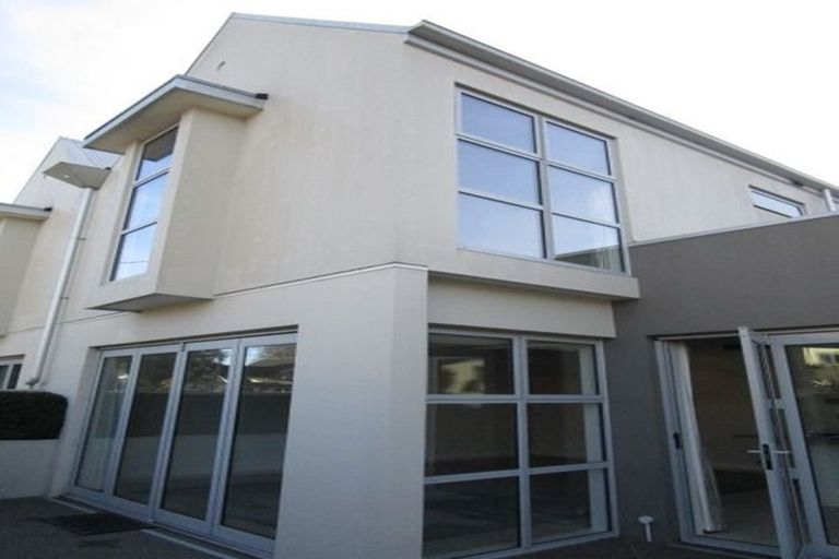 Photo of property in 34 Rhodes Street, Merivale, Christchurch, 8014