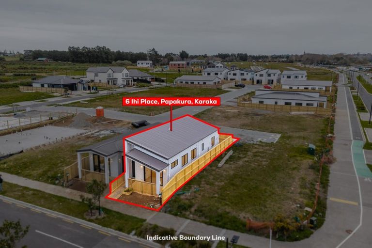 Photo of property in 8 Ihi Place, Karaka, 2578