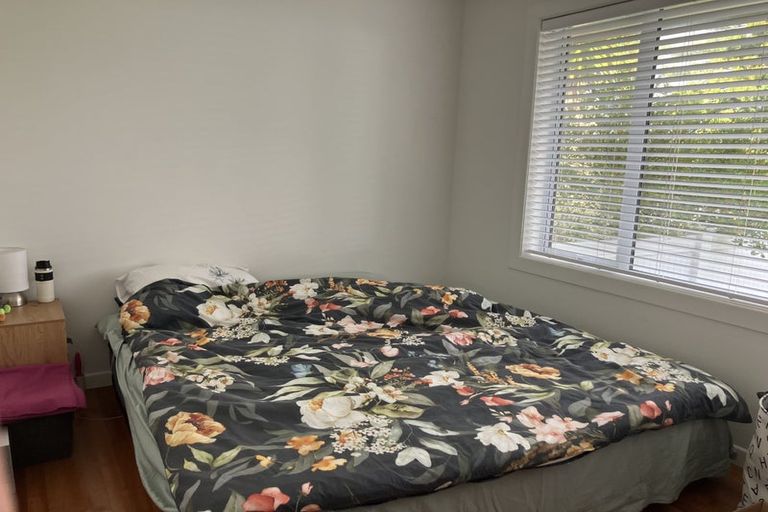 Photo of property in 3/15 East Coast Road, Milford, Auckland, 0620