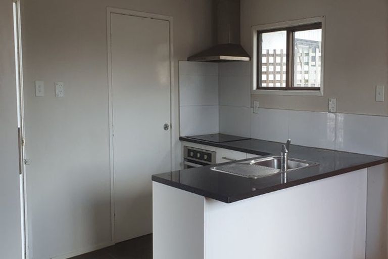 Photo of property in 8 Kay Road, Manurewa, Auckland, 2102